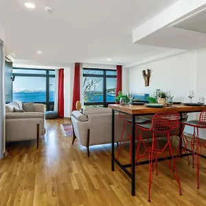 Monnas Bosphorus Apartment Istanbul